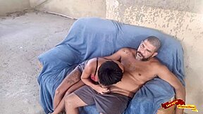 novinha giving her ass on the sofa?