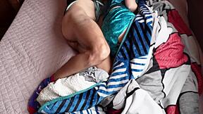 hey stepsister, love gettin fucked sideways with that big cock homemade style