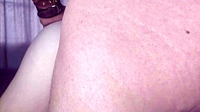 An 18 year old babe gets a close up creampie from a huge monster cock in homemade sex