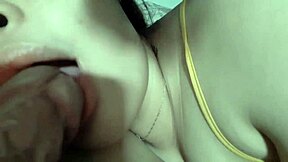 Sexy Pinay teen 18+ babe sucking dick in amateur blowjob