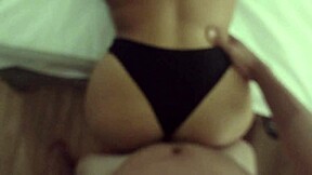 Comendo a bucetinha molhadinha da minha enteada gratis - eating stepdaughters wet pussy for free.