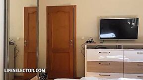 Oh Wow, Shower Slut Naomii Sky Sucks Your Cock In Pov Blowjob Action!