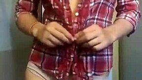 Sexy petite 18+ milf teasing with panties and plump ass 😘