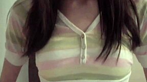 sweet brookeskye rubbing her tight pussy close up solo!