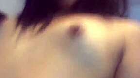 Un mañanero rápido con mi novia antes de que se despierte la casa