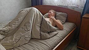 woke up horny and masturbated to porn for that wet orgasm