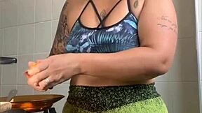 uhh i think this married woman records cooking videos but really she's just flashing her swollen pussy everywhere