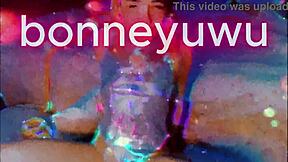 bonneyuwu dances cutely in panties and skirt