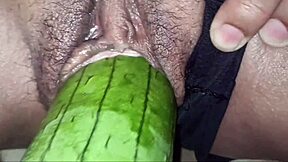 south memphis chick riding big dick to creampie