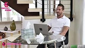 sorprendo a papa con un poco de crema - subtitulado español??