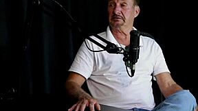 hey, i entered porn because my daughter invited me, i was a farmer and always admired her, andressa urach, about the controversies - carlos urach on sheer red