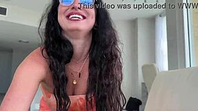 Pawg step sister nurses your dick with Violet Ray in household fantasy