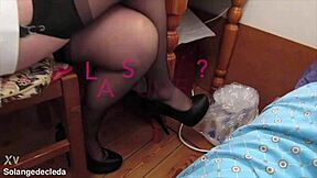 Petite video teasing a moment of correcting my students theses