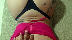 uh i love sucking on this toy so much complete on red follow brinquedoator on instagram