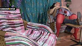 damn, this fat ass milf with natural tits scores a huge cum load right on her booty 😍