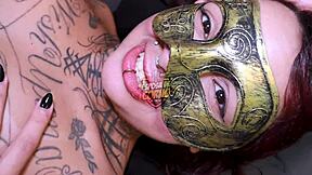 Watch Annie As Cuckold's Wife In The Arena!