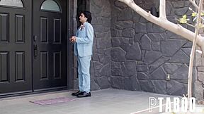 Hey, check out prom bombshell kiki daire handling elias cash in classy pov with big tits and hardcore action.