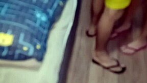 i gave my boyfriend a first-time titjob with my big natural tits and he came on them