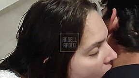 Esposa recebe marido com o melhor boquete