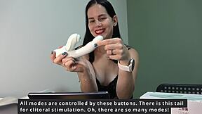 Anna Unboxes And Tests The Svakom Beyourlover Vibrator