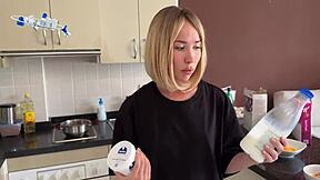 i swallowed a mouthful of sperm instead of milk for breakfast after deepthroat and doggystyle