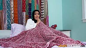 Arabic Girl's Deep Crush Leads To Best Friend Fucking Fantasy!