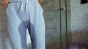 Amateur Curvy Babe In Jeans And Panties Experiences Desperation Pee On Sweatpants During Gym Workout