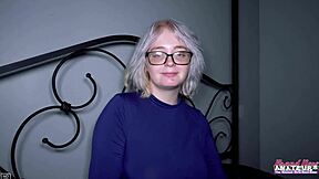 Platinum Blonde Coed Annie Archer Delivers Blowjob and Takes Wet Muff Pounding