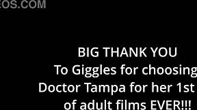 Oh Wow, Giggles Feet Get Sandy At The Beach On Beat2feet - Reup!