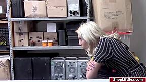 Shoplifter Sucks Cock To Avoid Cops