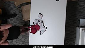 suspect lily jordan attempts escape from officer. he makes her cum before releasing her in shop encounter.