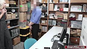 Shoplifter Sucks Cock To Avoid Cops