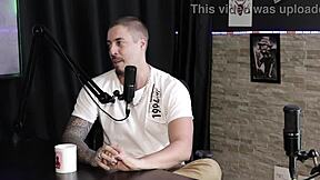 Normal do ator brochar mas não precisa ter um pau enorme não curte menage masculina e o gang bang reverso - alemão sheer red, você acha que dá conta?