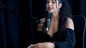 Sweet Karolzinha's Tiny Bits Revealed - Model Tips For Women And Mom Chat On Sheer Red!