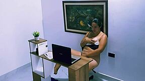 curvy latina babe sucks big cock in dorm room fun