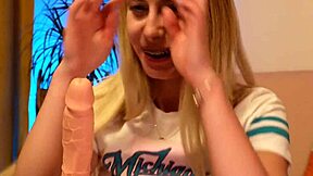 skinny tall blonde teen's hot blowjob handjob fun on homemade amateur video 😘👅💦