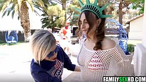 stepdaughter threesome with stepdad on 4th of july 😲👨‍👧