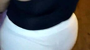 venezolana madura tetona muestra todo en la calle y se deja follar duro