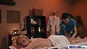i felt so naughty as blonde client in lesbian mouth to pussy massage special