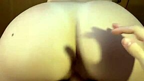 damn she rides that dick like a pro in the dorm room 🔥🍆