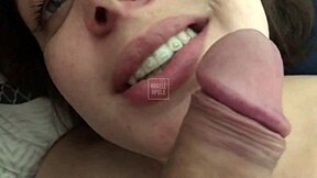 I Gave a Soft Hot Blowjob in the Bath Till Covered in Cum