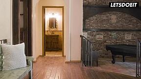 Step mom shows step daughter squirting tricks girl on girl