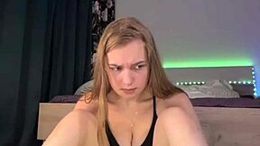 close up pounding that tight teen pussy so good! 🔥🍆