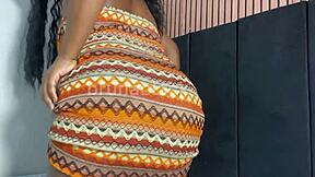 bet you can't hold back jerking to this horny latina teen's joi punheta