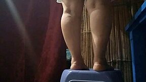 Stepmom sneaks solo play, fingers dripping while home alone?