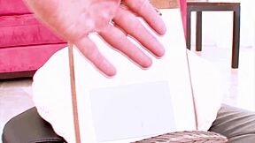 Victoria Lawson sucks big cock POV huge cum facial!