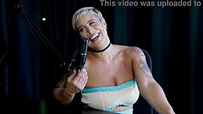 Blonde Joana Naked Takes Intense Massage After Man's False Promise All-Nighter Betrayal