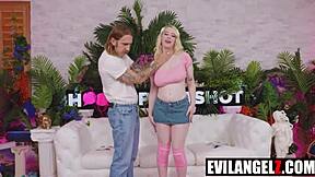 Big Tits MILF Gigi Sweets Tittyfucks to Facial