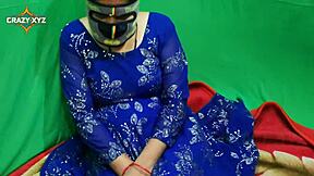 Desi Girlfriend's Tight Pussy Fucked First Time At Home!