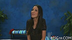 Mobile Massage Turns Into Petite Teen's Wild Ride?